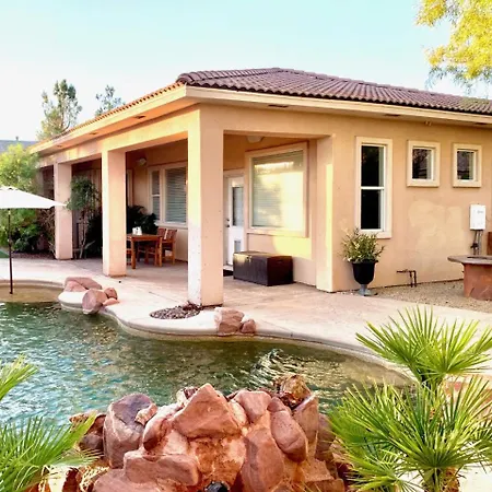 4Bedroom, Pool Single Story Luxury Las Vegas Home